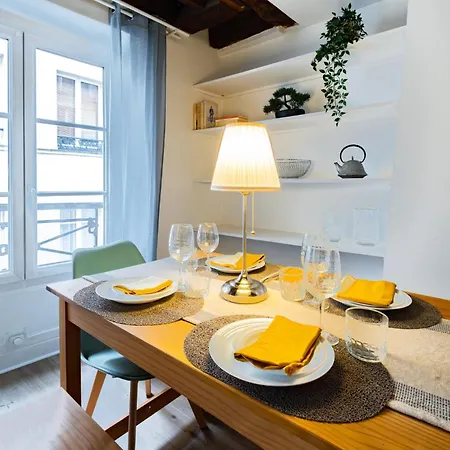 Typique Au Coeur Du Marais Apartment Paris