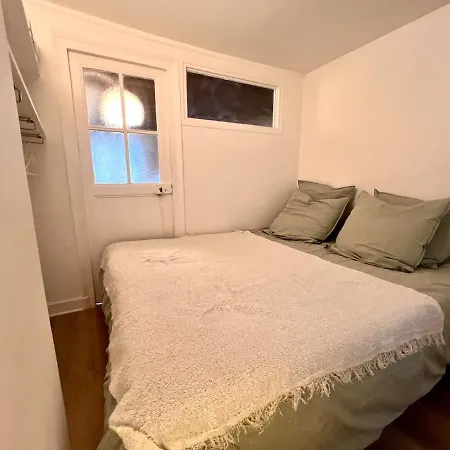 Apartment Typique Au Coeur Du Marais